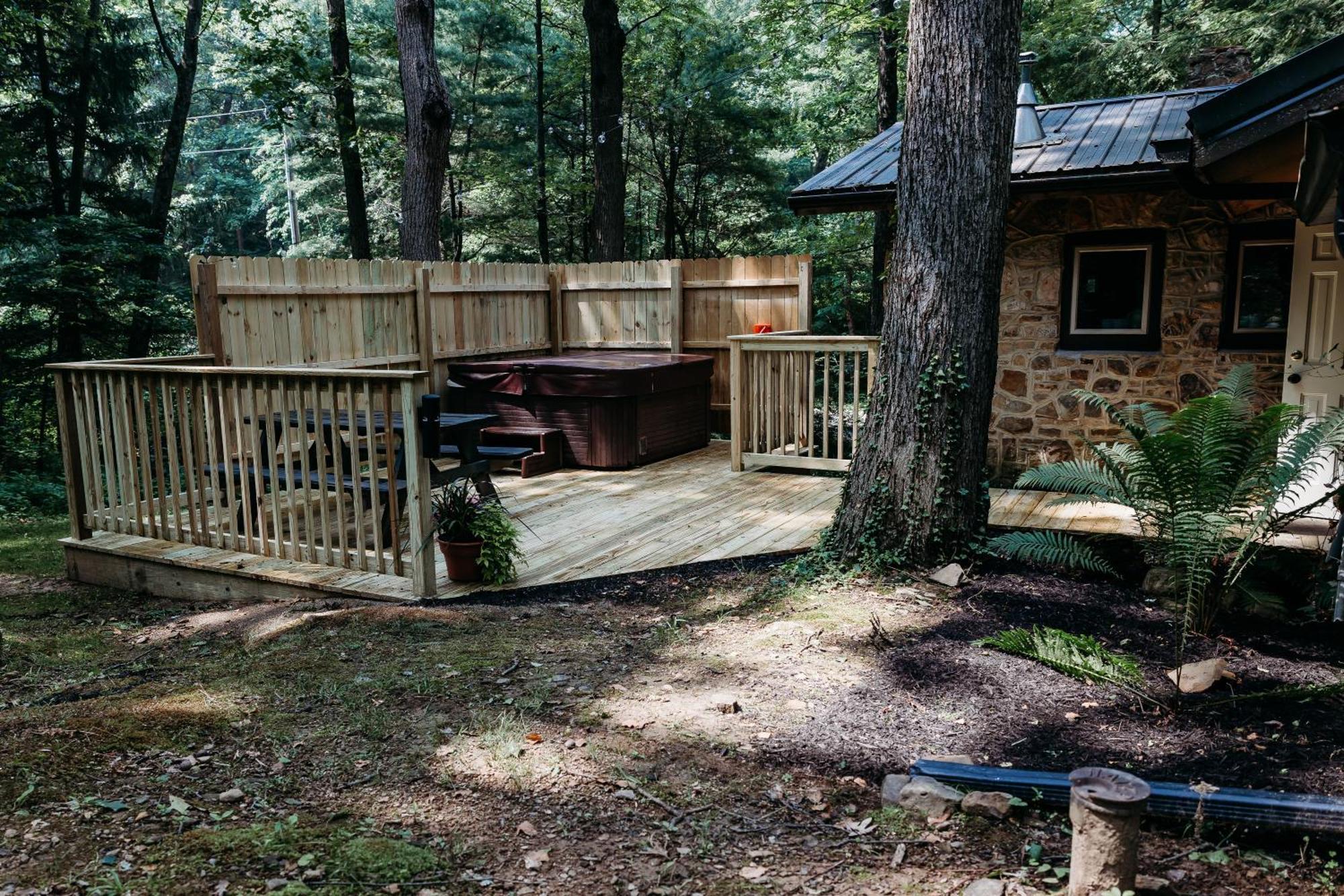 Landoll'S Mohican Castle Loudonville Exterior photo
