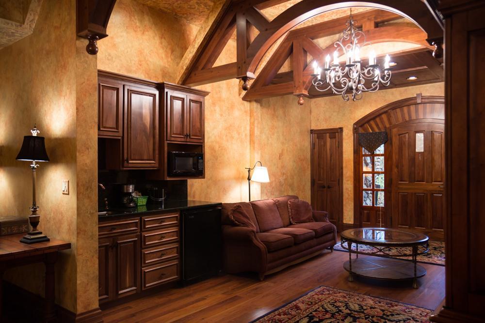 Landoll'S Mohican Castle Loudonville Exterior photo